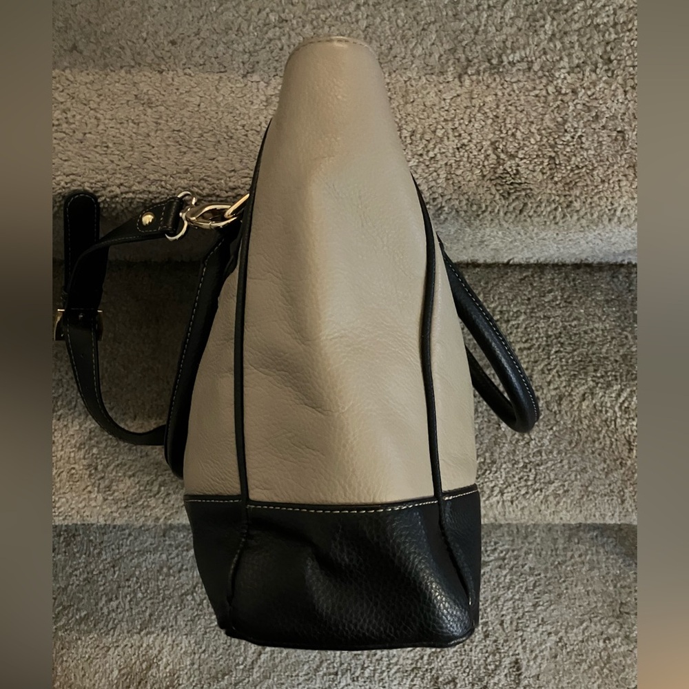 LIKE NEW! PERFECT AND SPOTLESS!TIGNANELLO BLACK & TAUPE LEATHER TOTE CROSSBODY - Picture 6 of 13